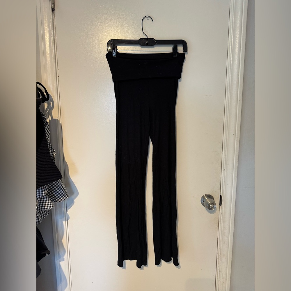 Aritzia Foldover Black Knit Pant